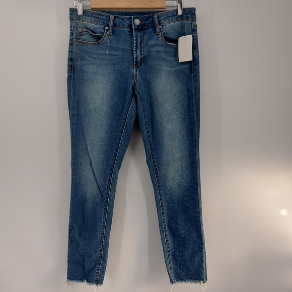 ARTICLES OF SOCIETY Carly Cropped Skinny Jeans - Picture 3 of 9